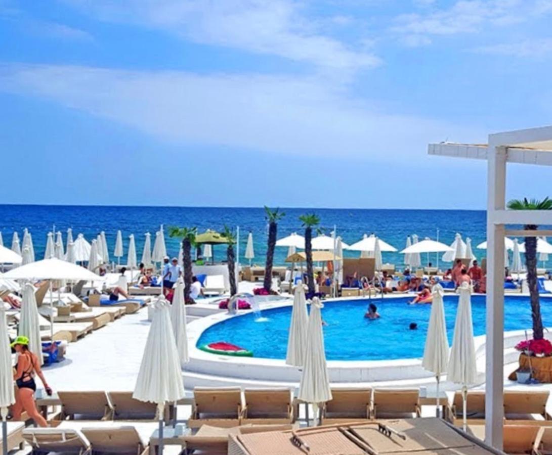 Arcadia Sunrise Sea View Apartment Odessa Buitenkant foto